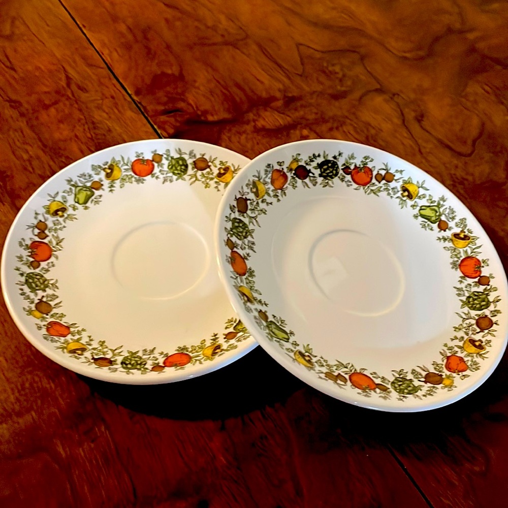 Centura (Spice of Life) saucer plates by Corning.